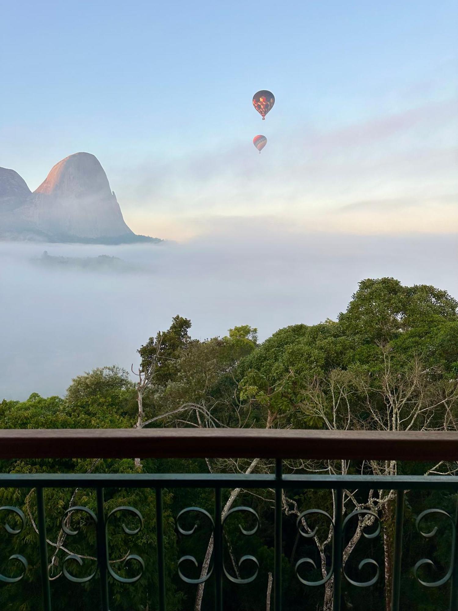 Suite Vista Azul - Frente Para Pedra Azul Pedra Azul  Eksteriør billede